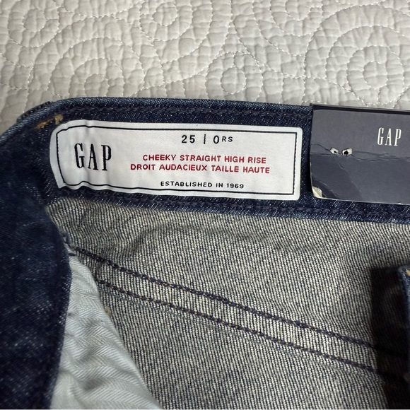 NWT GAP High Rise Cheeky Straight High Rise Jeans in Blue size 25 - Picture 9 of 9